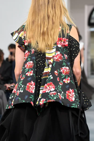 Look 56